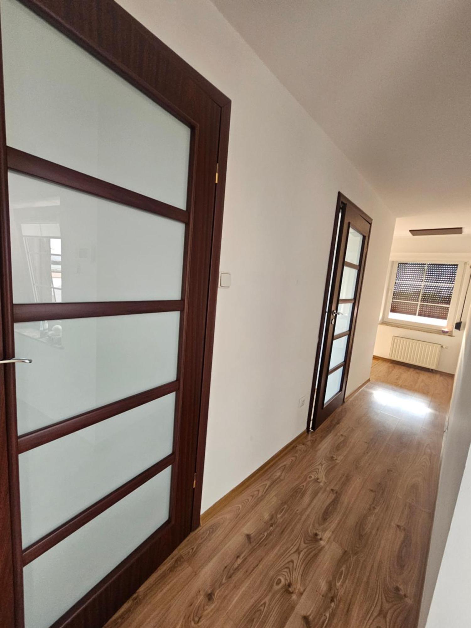Na Rynku Apartman Ślesin Kültér fotó