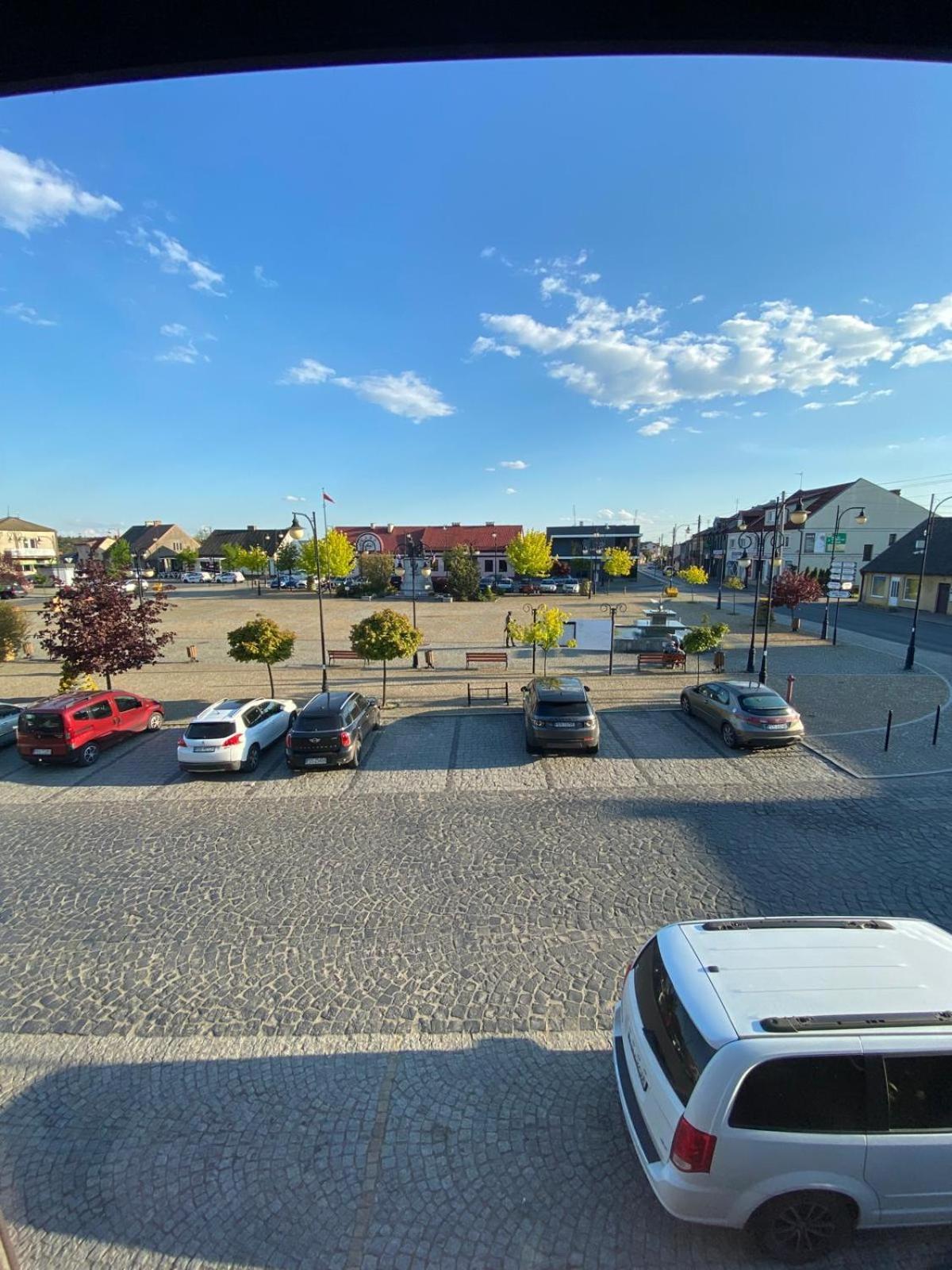 Na Rynku Apartman Ślesin Kültér fotó